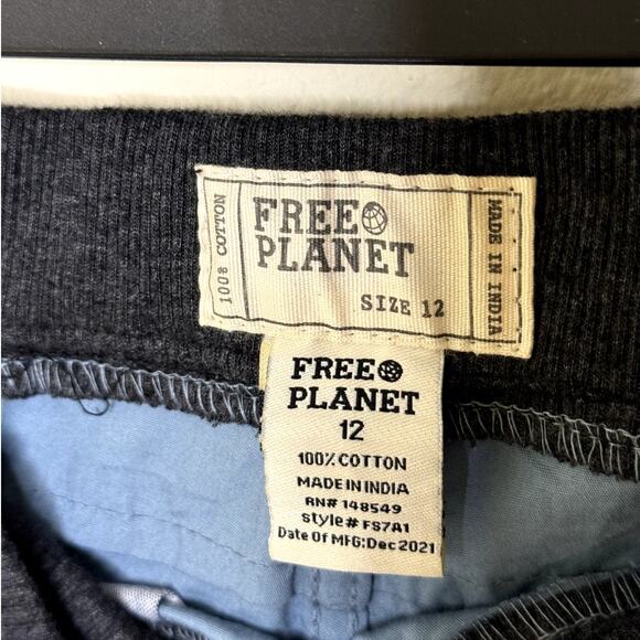 NEW WITH TAGS BOYS FREE PLANET BLUE CARGO DRAW STRING SHORTS SIZE 12 - Picture 3 of 8